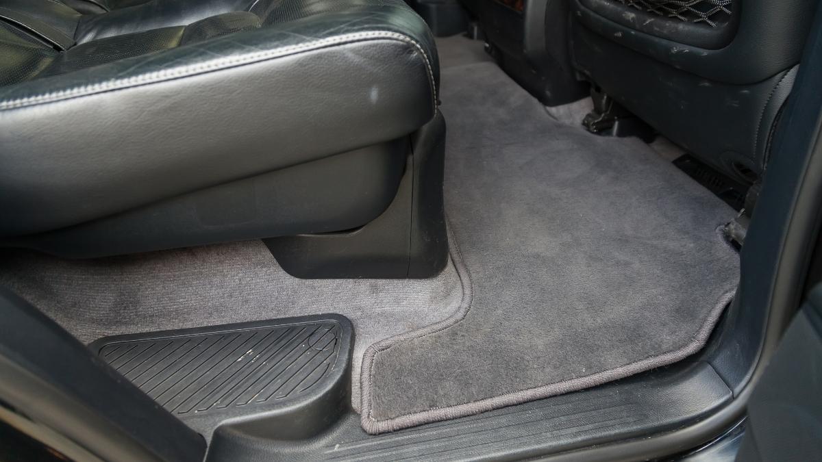 How Much Does It Cost To Clean Car Carpet