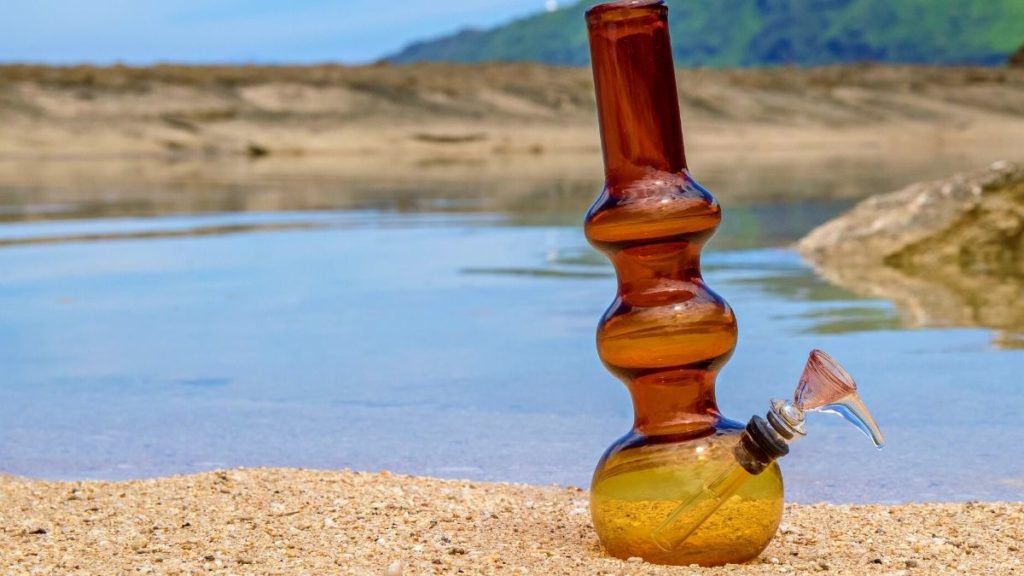 How To Clean Bong Water Out Of Carpet (AND Get Rid Of The Stench)? Steam Clean Queen